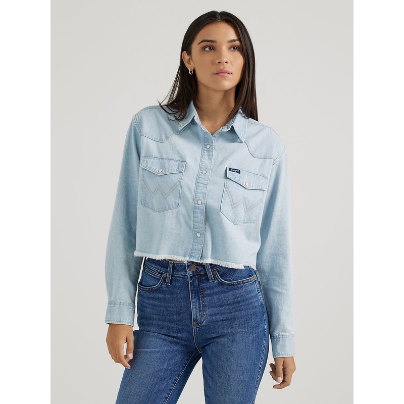 Cut-Off Denim Boyfriend Snap Shirt – Light Wash