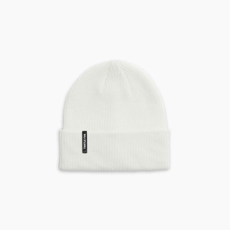 Polylana Chairith Cuff Beanie – White