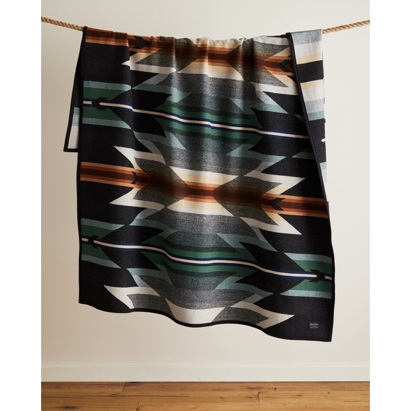 Wyeth Trail Blanket|Wyeth trail oxford|QUEEN