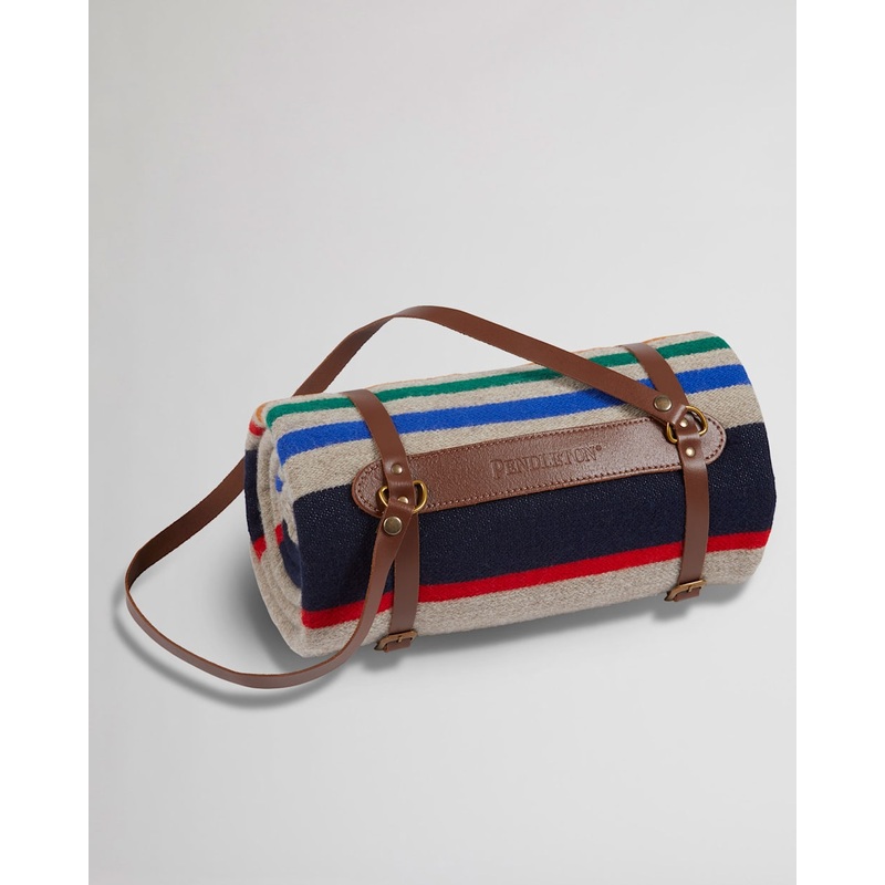 Yellowstone National Park Throw With Carrier