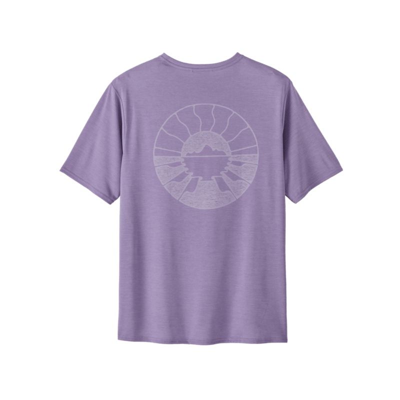 M’s Capilene Cool Daily Graphic Shirt – Waters – Forgotten Island / Concrete Purple X-Dye