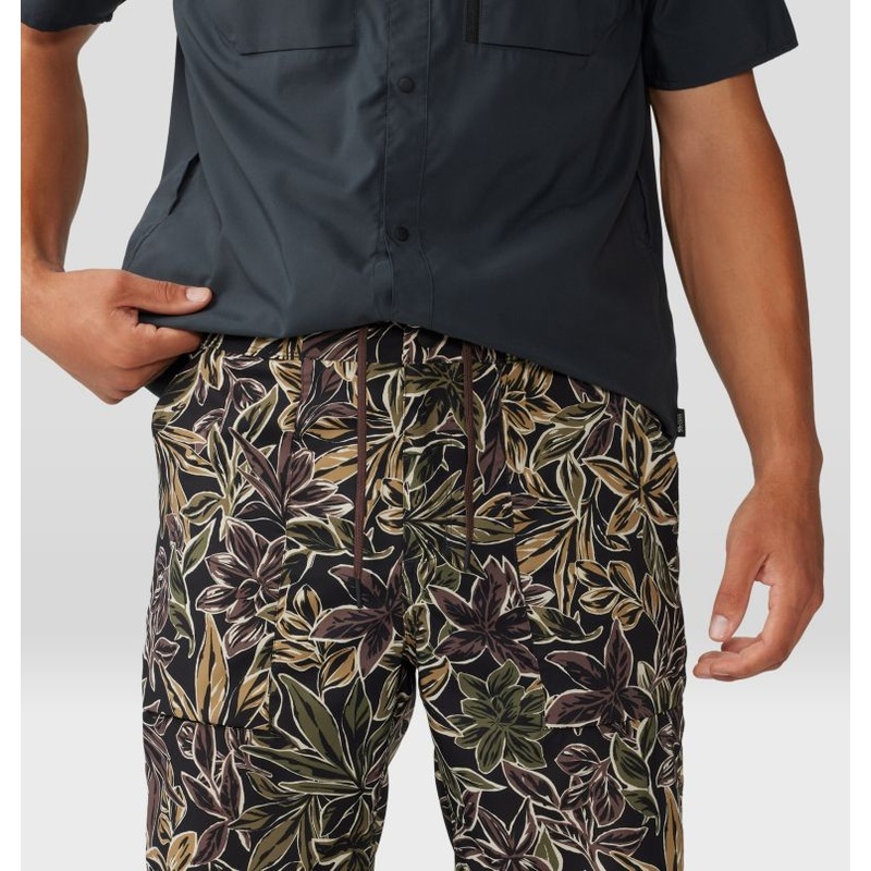 Men’s Trail Sender Short – Black Floral Print