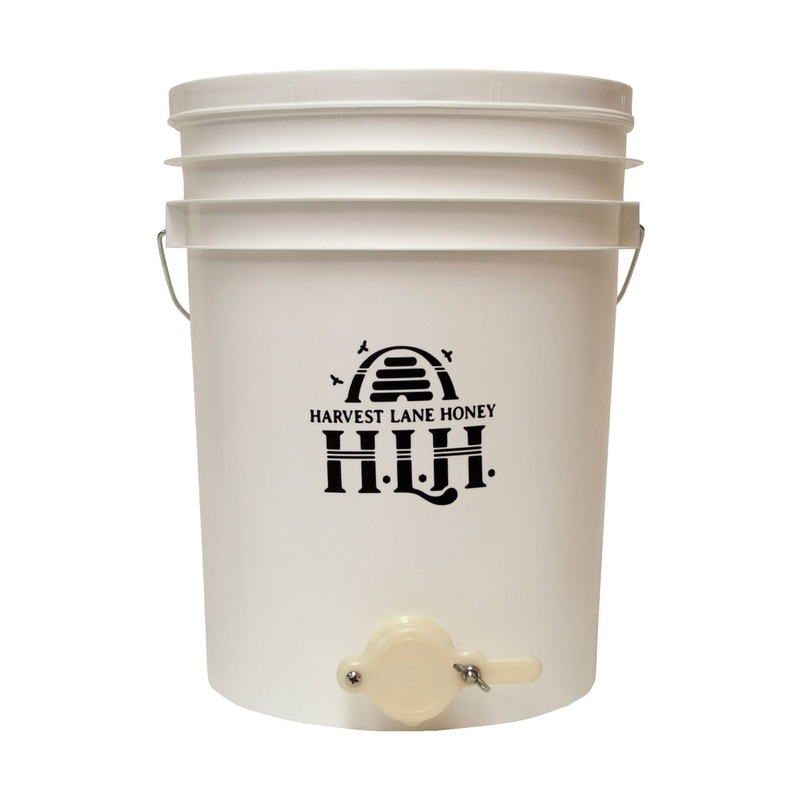 Beekeeping 5 Gallon Bucket with Gate