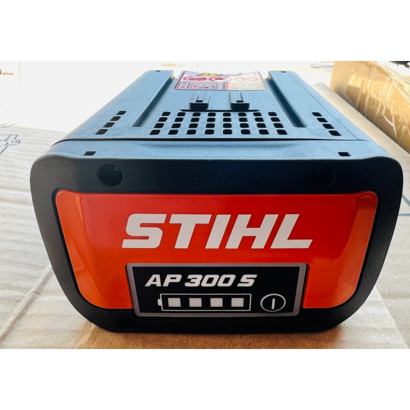 Stihl AP 300 S LITHIUM ION  BATTERY
